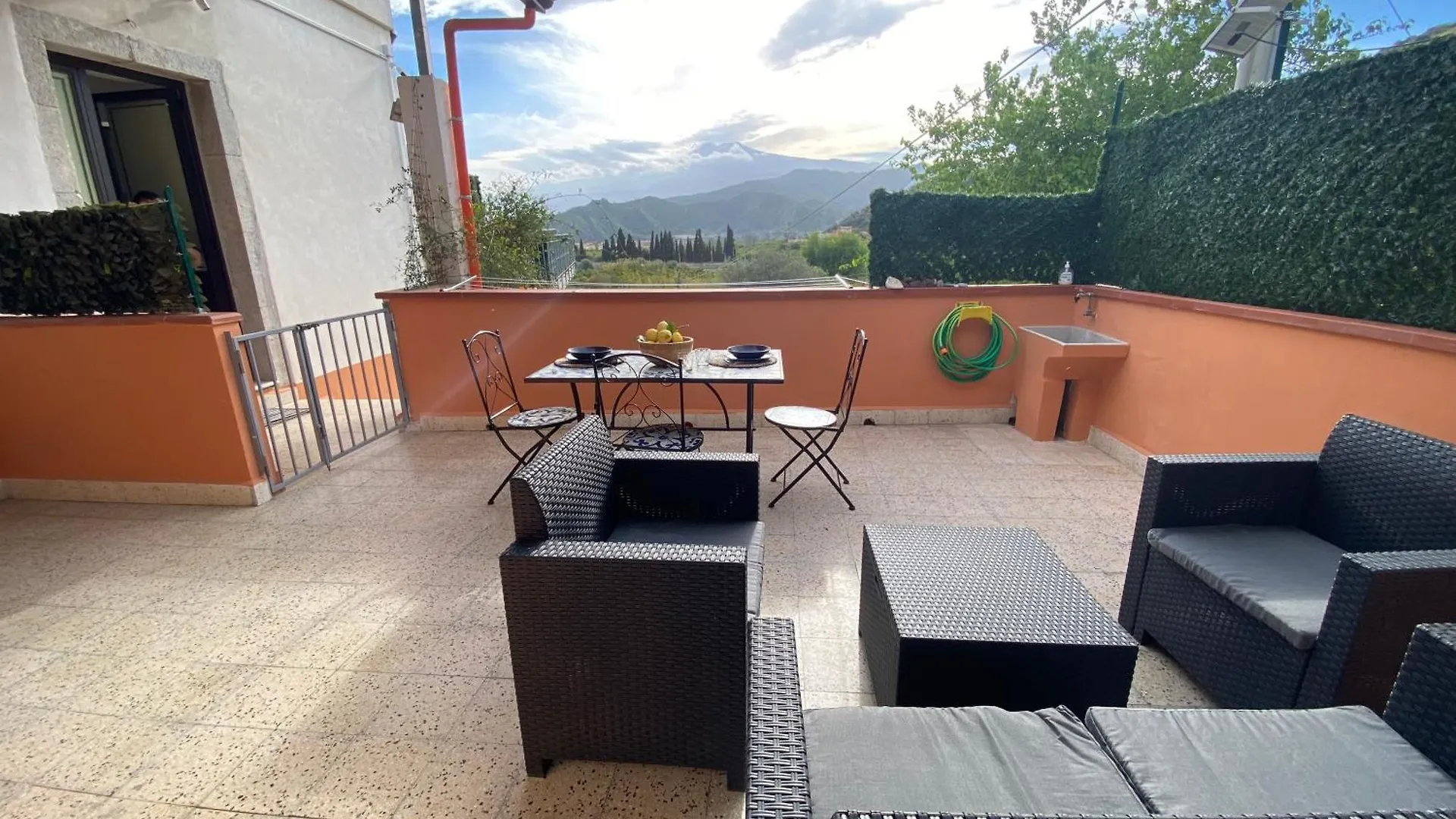 Quirin'S Apartments Taormina
