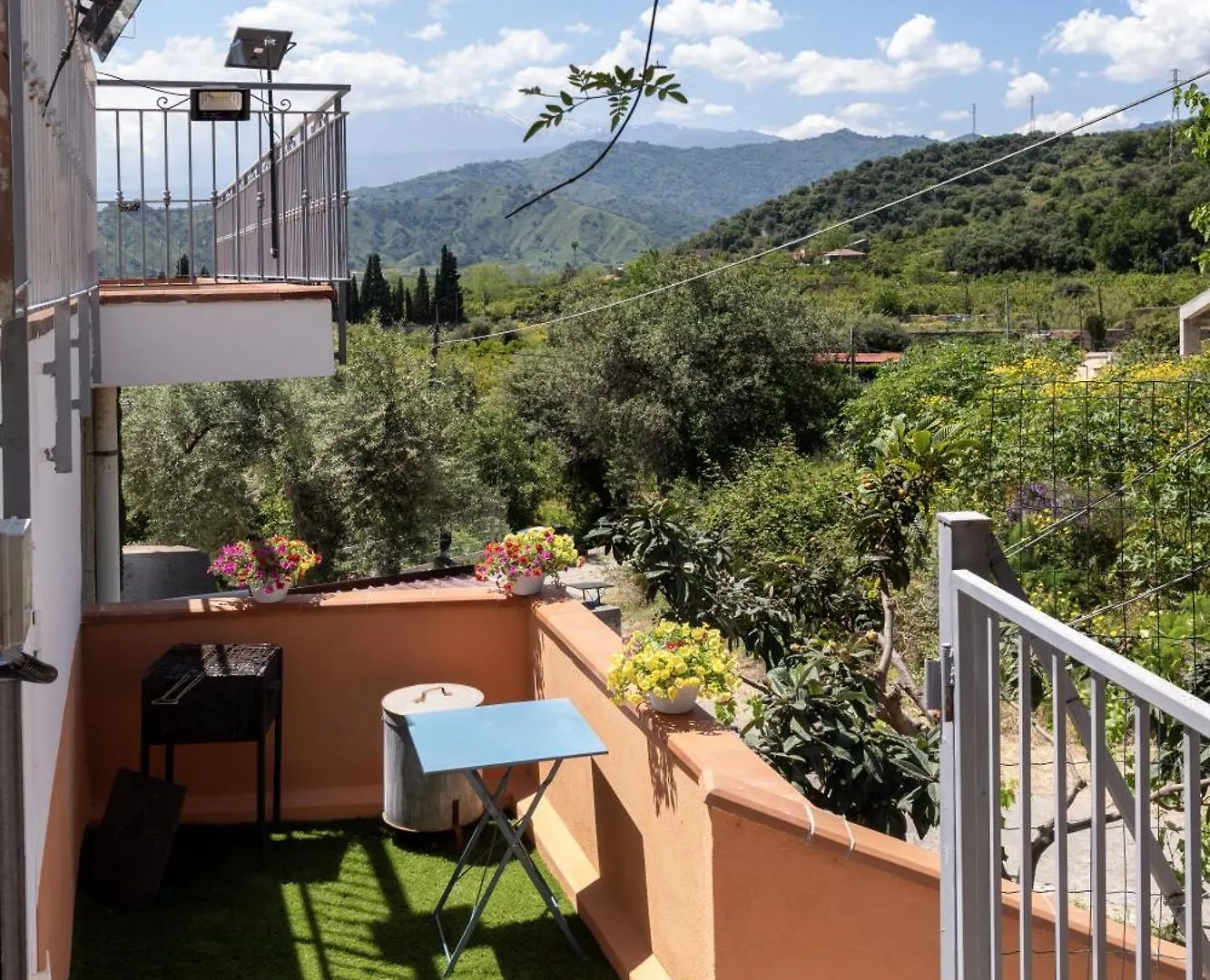 Quirin'S Apartments Taormina